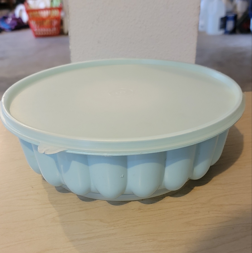 Tupperware Jello mold